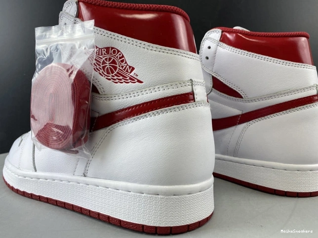 MaikeSneakers Red Retro 1 (2017) Air Metallic 555088-103 Jordan 0725
